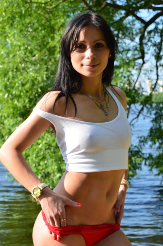 Алёна, 22 года, 1 размер груди